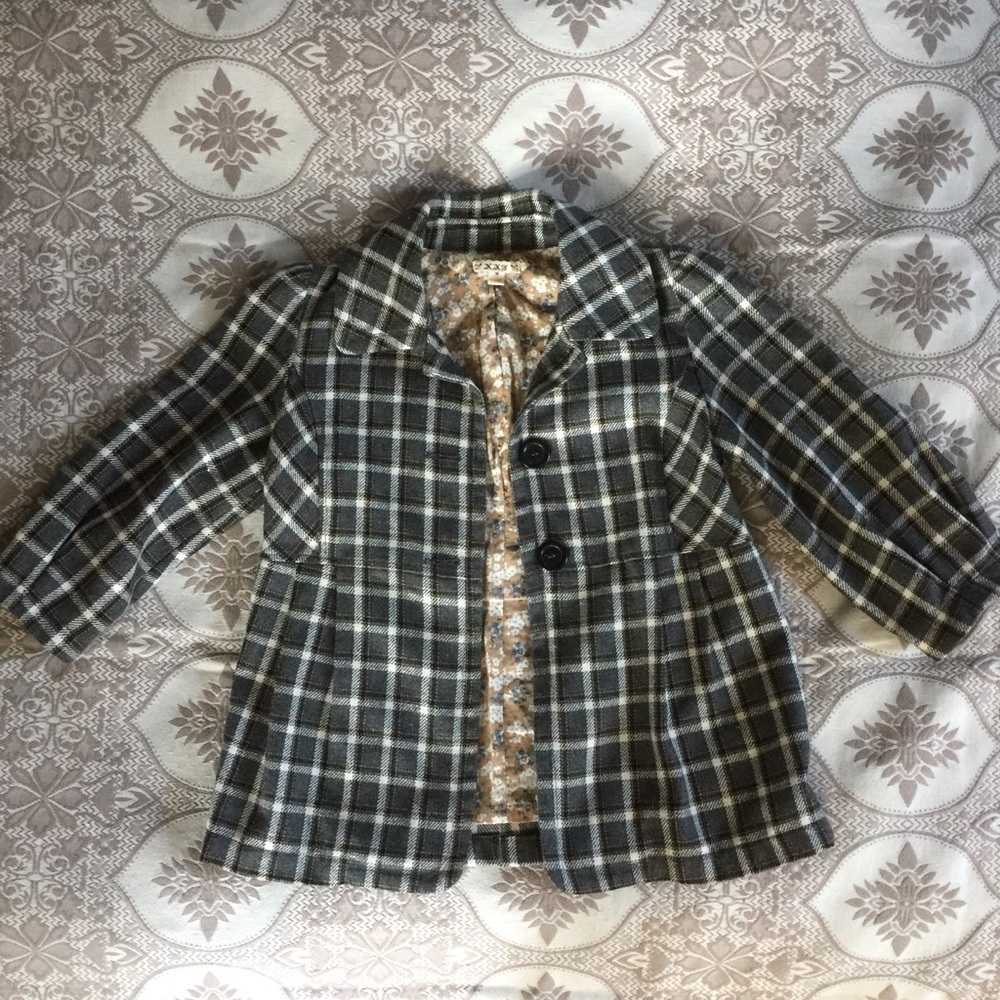 Quarter sleeve petite woman’s/girls  coat